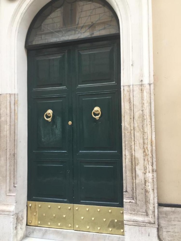 Erida 2 Apartment Spanish Steps image 8